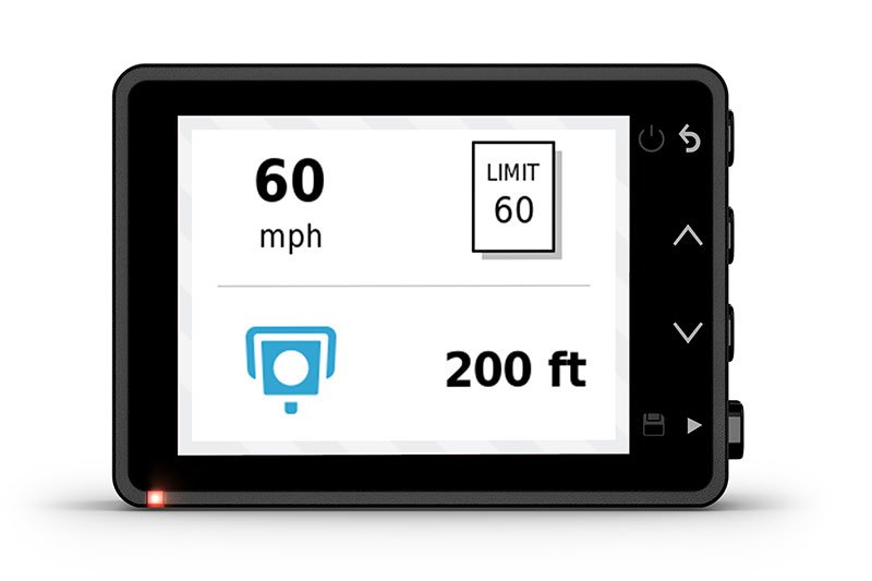 Відеореєстратор надає попередження про найближчі камери порушень правил дорожнього руху та швидкості