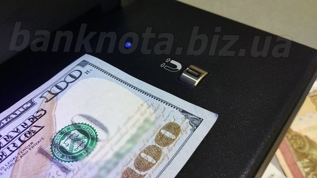 Универсальный детектор валют PRO 12 PM/LED - Banknota