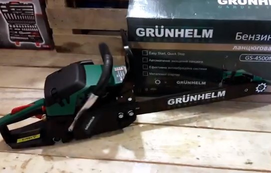 пила Grunhelm GS-4500MG