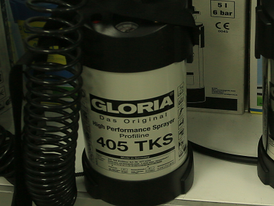 Вместительный бак опрыскивателя Gloria 405 TKS