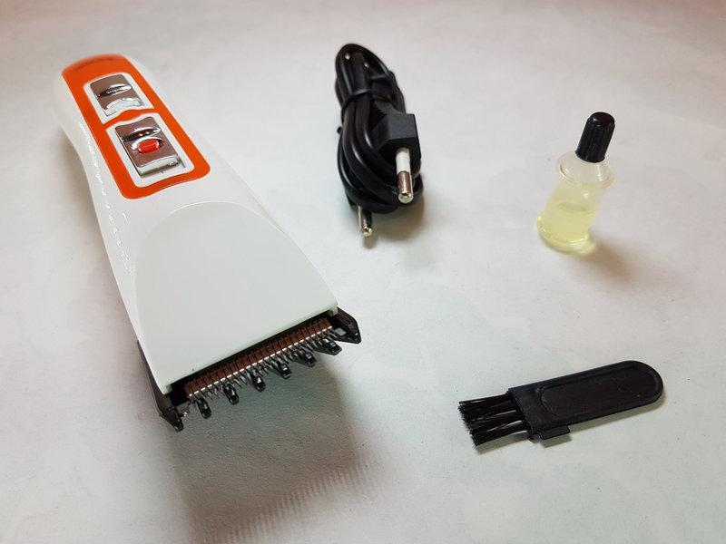 Универсальная беспроводная машинка триммер для стрижки волос Professional SHINON SH-1026AB