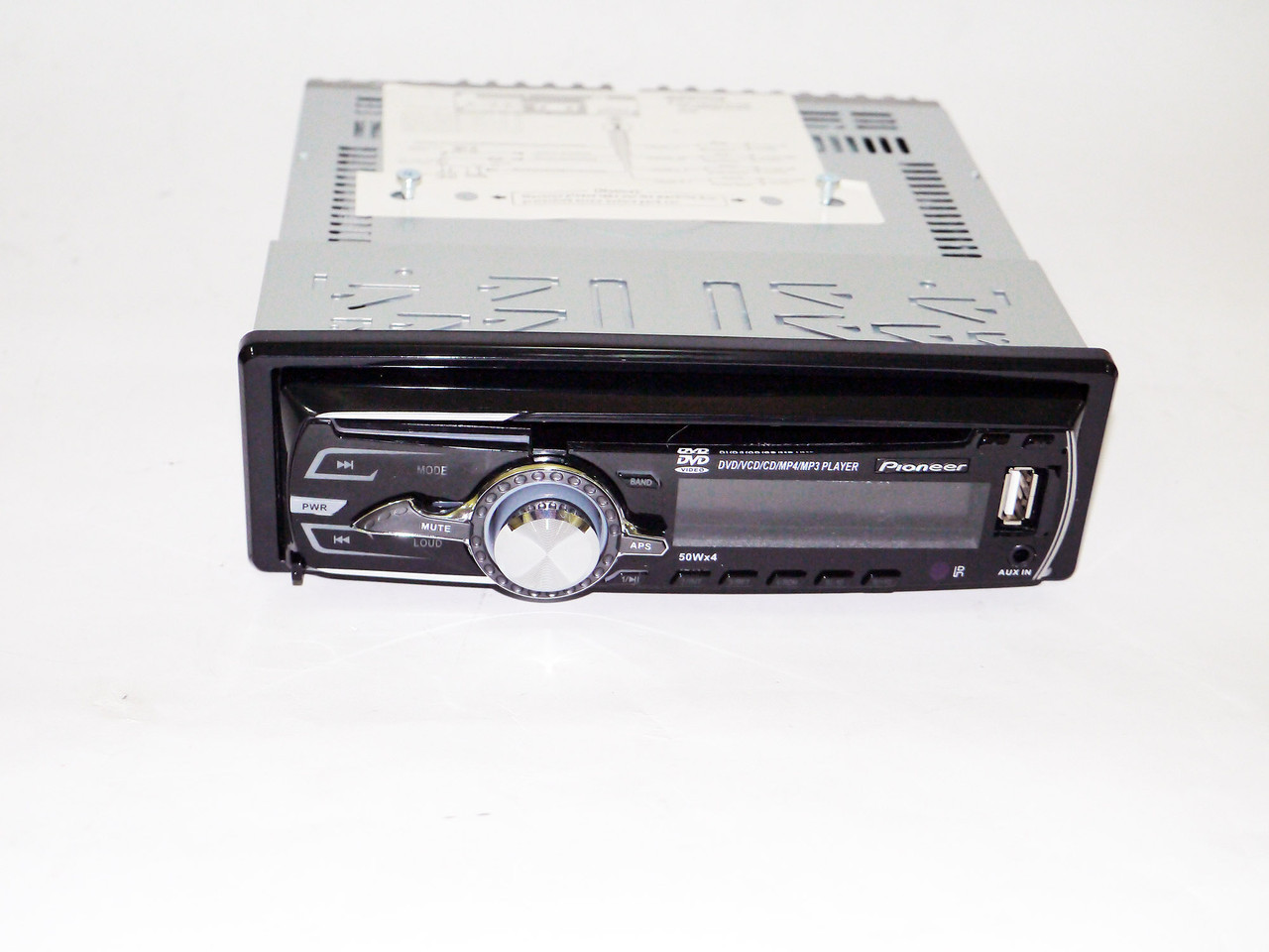Универсальная автомагнитола DVD DEN-8250UBG с DVD приводом Pioneer съемная панель