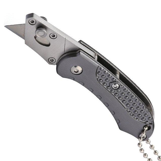 Нож строительный складной, алюминиевая рукоятка, карабин INTERTOOL HT-0532