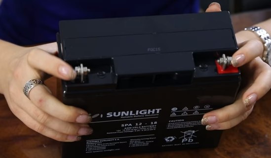 клеми акумулятора Sunlight sp 12-18