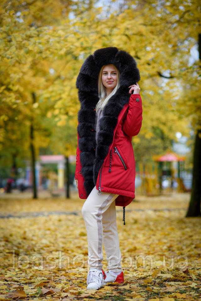 Жіноча зимова парку з капюшоном від українського виробника ФОТО
