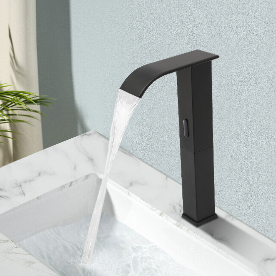 Schwarz Infrarot Sensor Waschtischarmatur Wasserhahn Bad Einhand-Mischbatterien