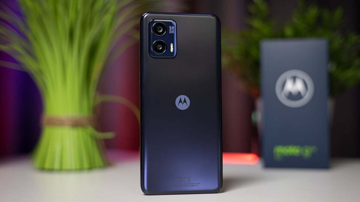 ТОП 6 смартфонов Motorola: стоит ли покупать смартфоны Моторола в 2024 году?