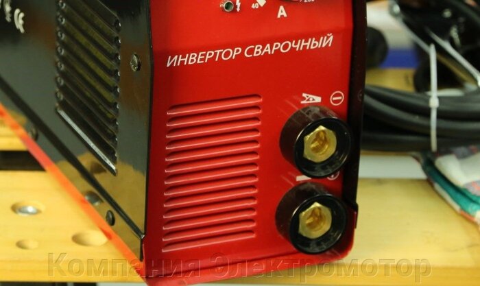 http://electromotor.kiev.ua/p/306085090-svarochnyy-invertor-stark-isp-2500-hobby-new/