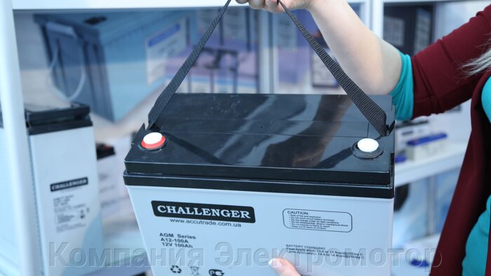 Аккумулятор Challenger A12-100А
