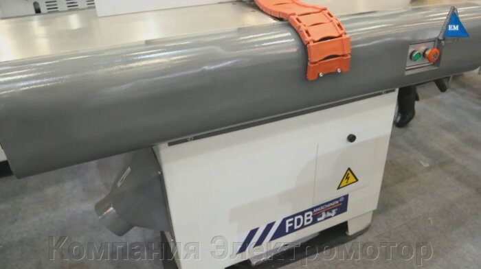 Фуговально-строгальный станок FDB Maschinen MB 506 F