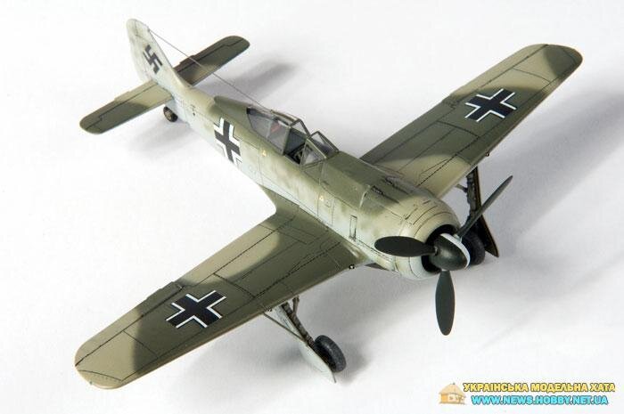 Focke Wulf FW190-1 Aces AZmodel AZ 7267 - фото pic_47f9f905cf41b36210d7ccbba3297b6a_1920x9000_1.jpg