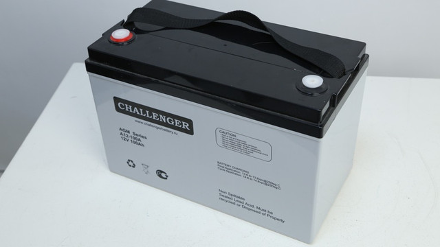 Акумулятор Challenger A12-100А ручка