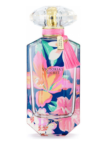 Very Sexy Now 2017 Victoria&#39;s Secret perfume - a fragrance for women 2017