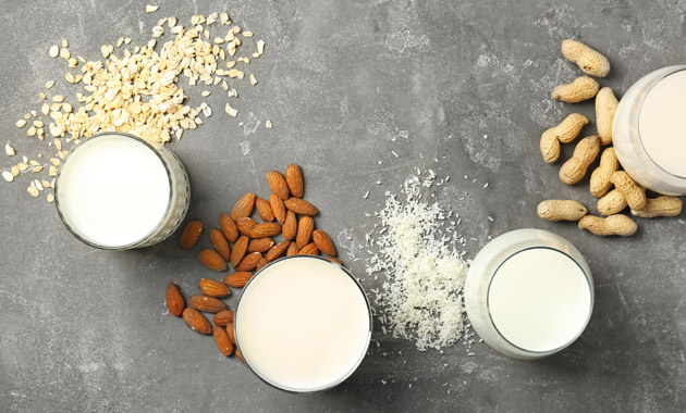 Приготовьте ореховое молоко с помощью соковыжималки BioChef Quantum Juicer